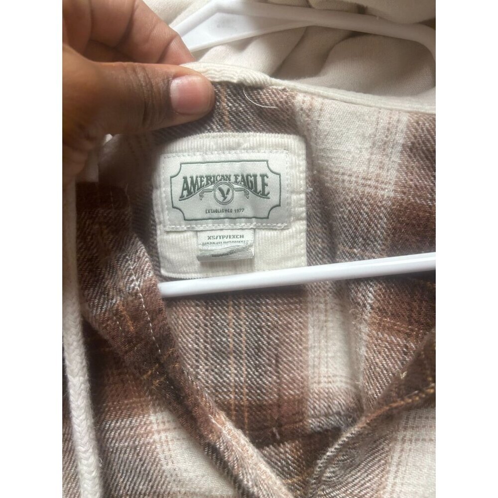 American Eagle Brown Plaid Hooded Flannel shacket Button Down oversize XS - Picture 3 of 7